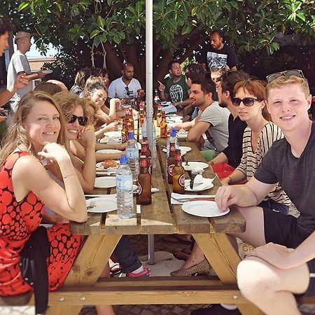 Moka Surfhouse Vandrerhjem Ericeira Eksteriør bilde