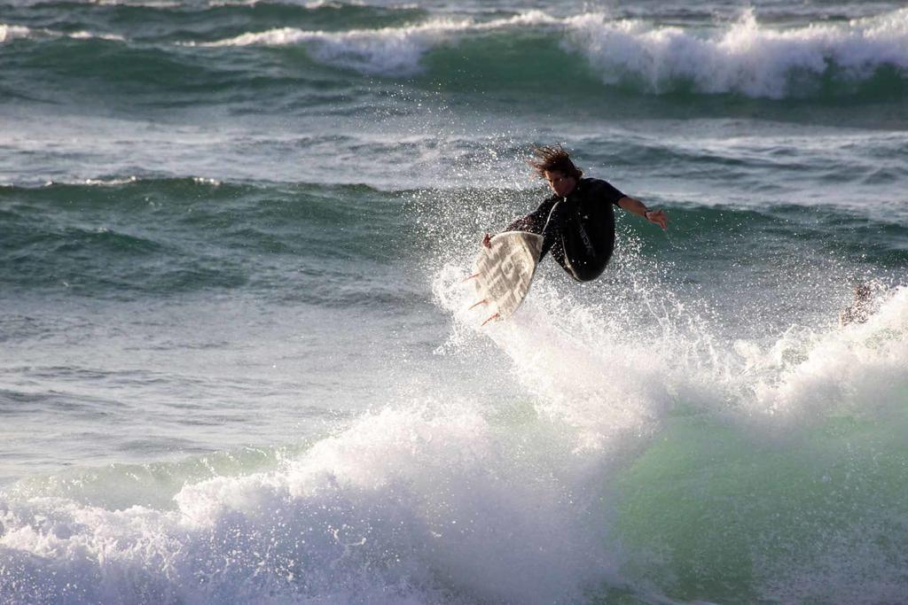 Moka Surfhouse Vandrerhjem Ericeira Eksteriør bilde